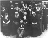 DBR339 Jacobs Family, Seavington taken by Vaux