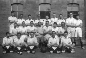 KGU742   76 Far left back row Henry Albert Gummer