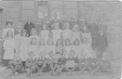 MPA184  1907 Seavington schoolchildren  