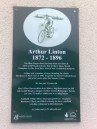 SWM383 Blue plaque on Arthur Linton's house in Aberaman